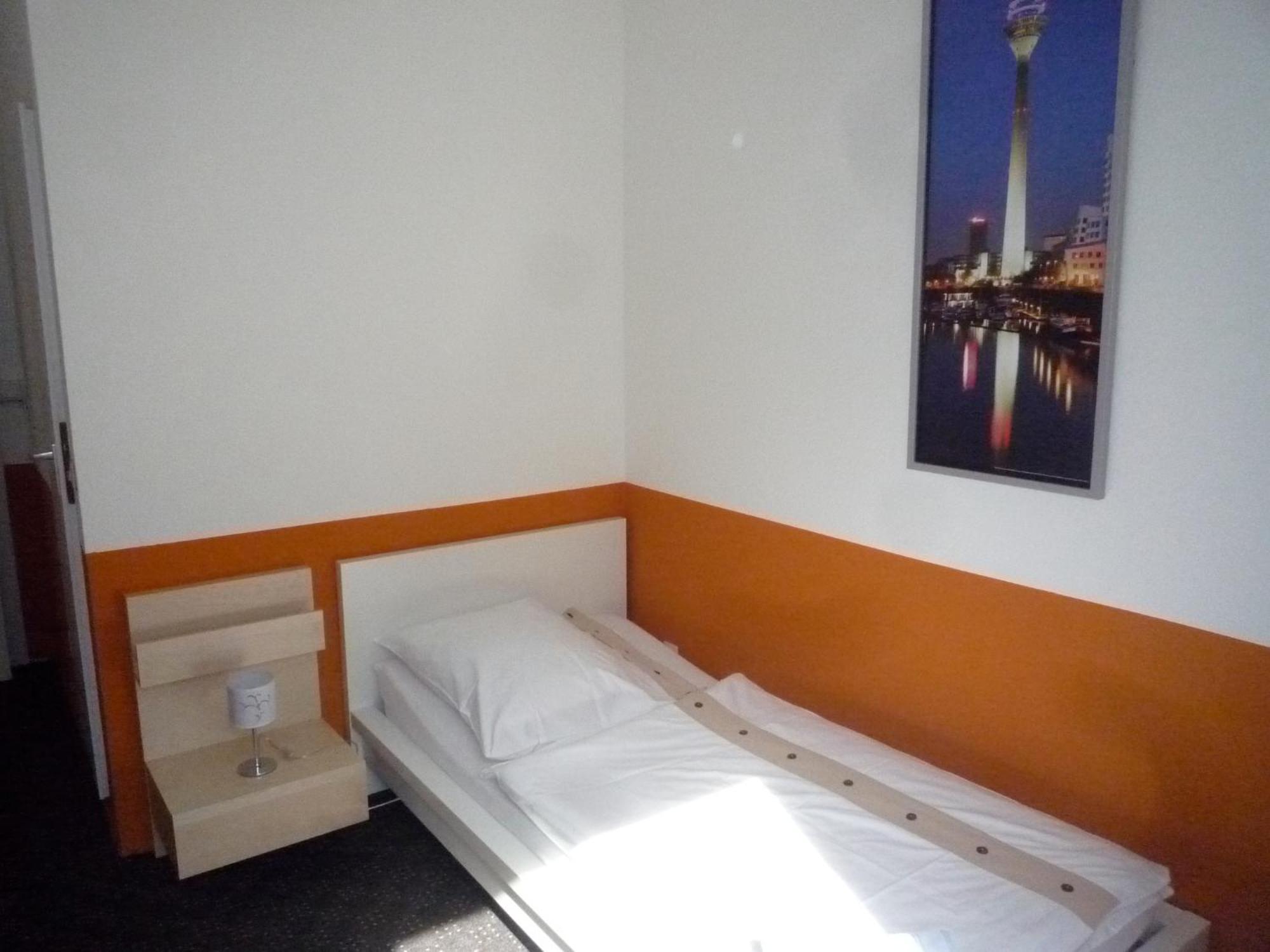 Affittacamere Gaestehaus Grupello Düsseldorf