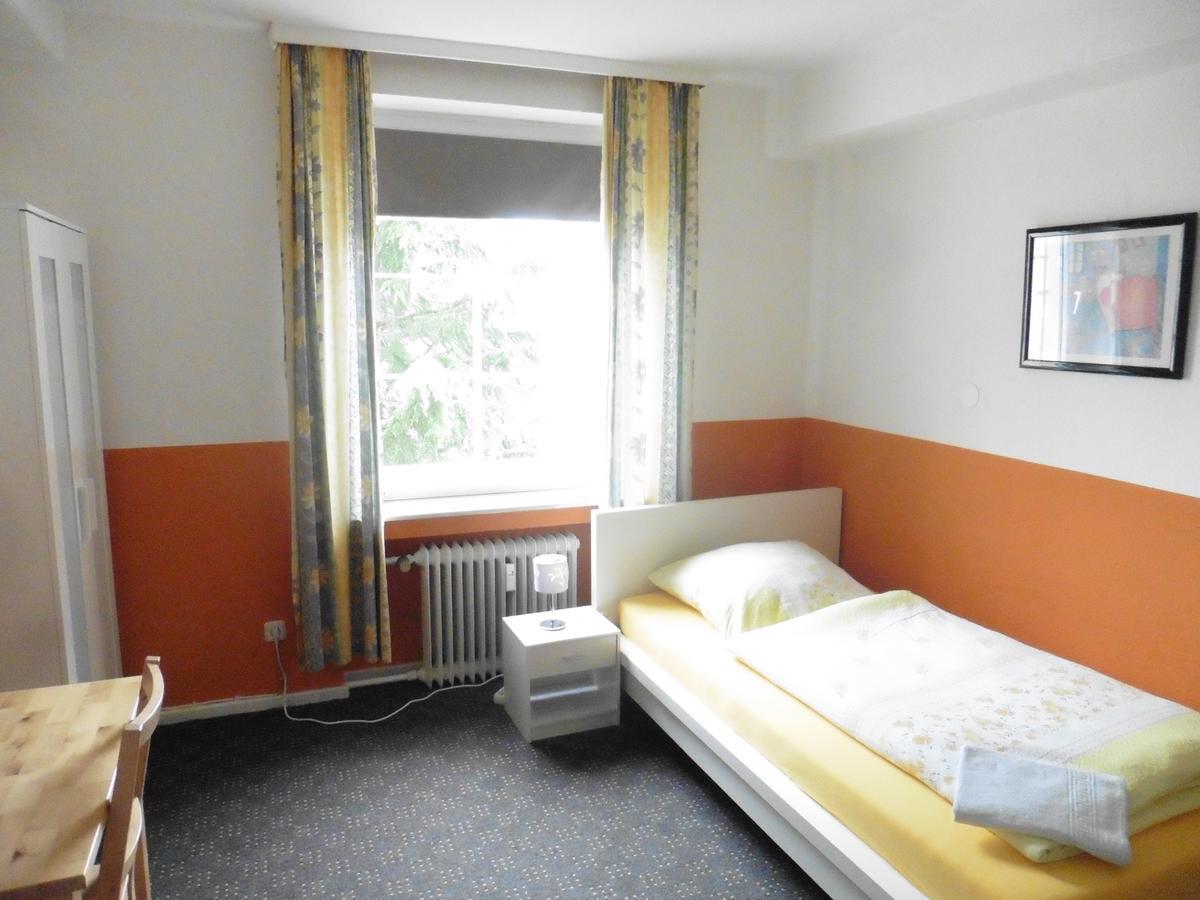 Affittacamere Gaestehaus Grupello 2*