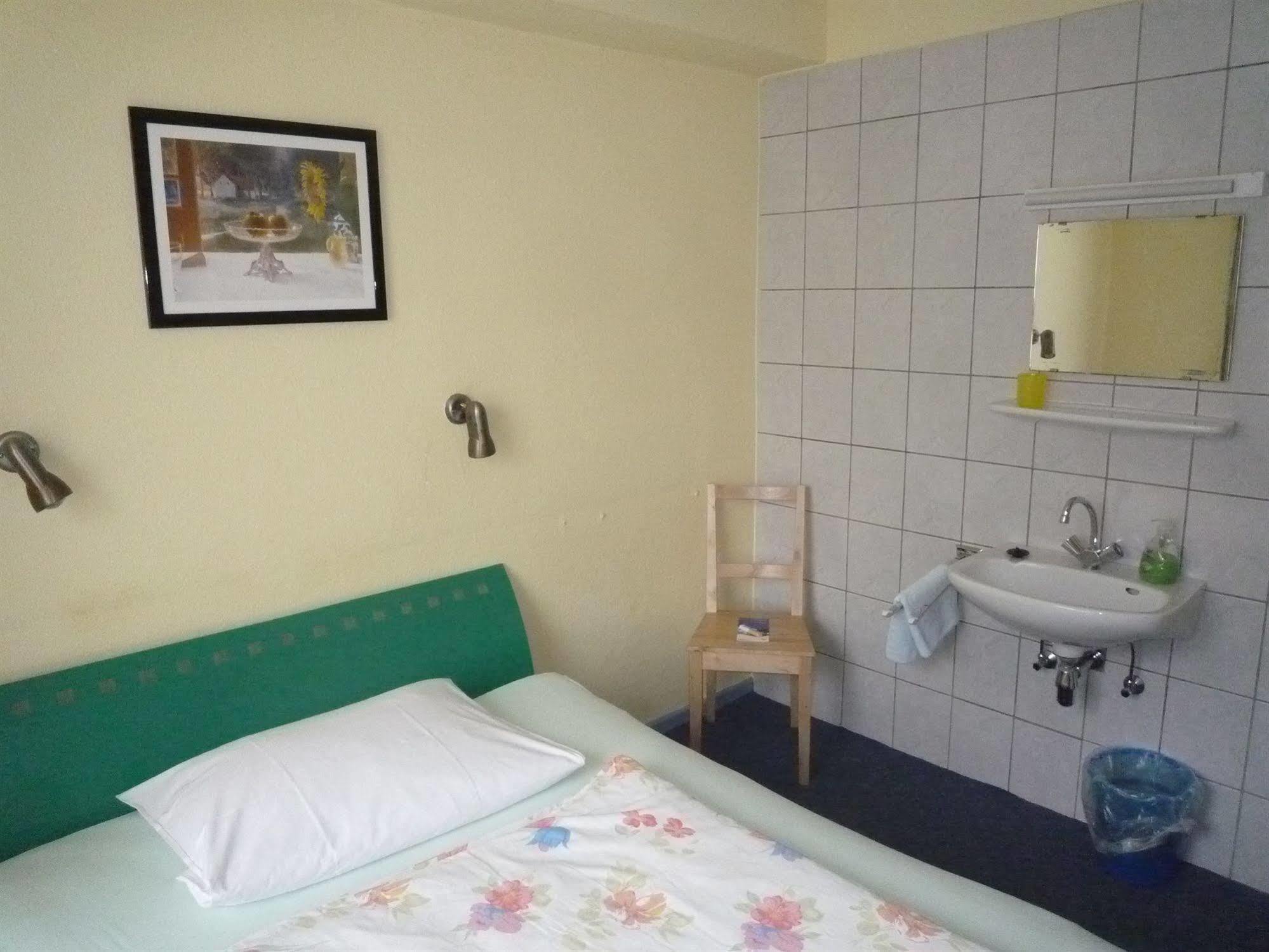 Affittacamere Gaestehaus Grupello 2*